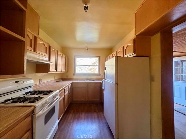 7916 Glenties Lane, Sunland, CA 91040