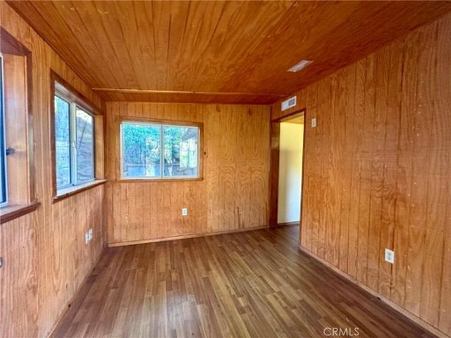 7916 Glenties Lane, Sunland, CA 91040