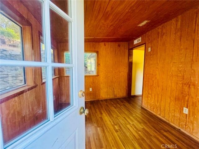 7916 Glenties Lane, Sunland, CA 91040