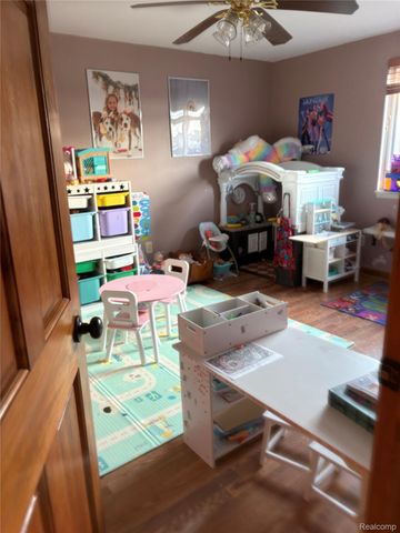 24816 Pamela Street, Brownstown Charter Township, MI 48134