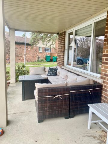 24816 Pamela Street, Brownstown Charter Township, MI 48134