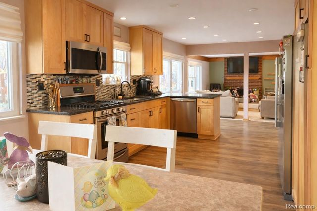 24816 Pamela Street, Brownstown Charter Township, MI 48134