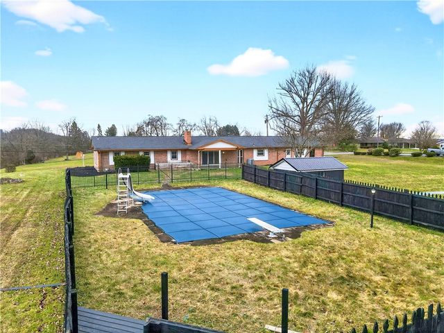 100 Alkim Drive, Centerville, PA 15417