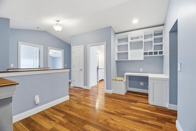 1881 W MAIN STREET, Appleton, WI 54911