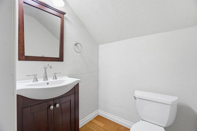 1881 W MAIN STREET, Appleton, WI 54911
