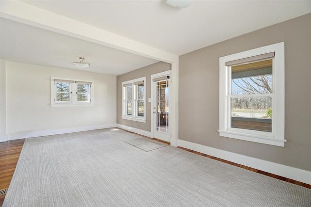 1881 W MAIN STREET, Appleton, WI 54911