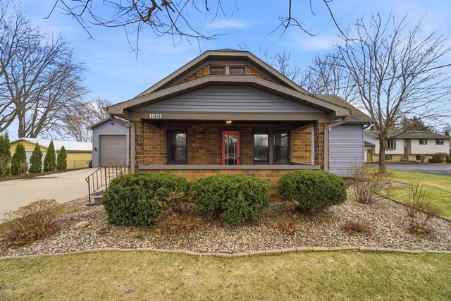 1881 W MAIN STREET, Appleton, WI 54911