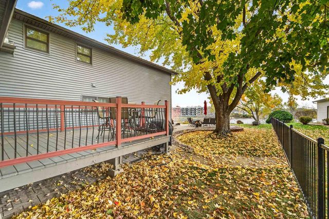 1881 W MAIN STREET, Appleton, WI 54911