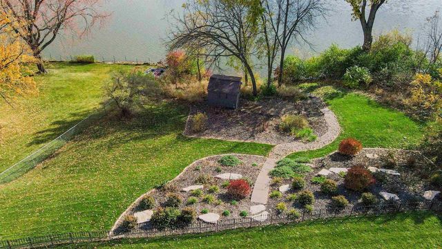1881 W MAIN STREET, Appleton, WI 54911