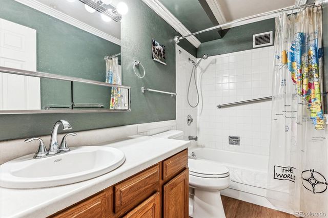 13500 E Cornell Avenue 302, Aurora, CO 80014