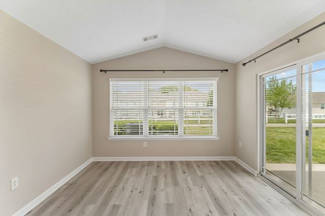 1069 Somerset Springs Dr, Spring Hill, TN 37174