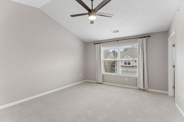 1069 Somerset Springs Dr, Spring Hill, TN 37174