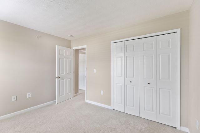 1069 Somerset Springs Dr, Spring Hill, TN 37174