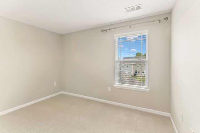 1069 Somerset Springs Dr, Spring Hill, TN 37174