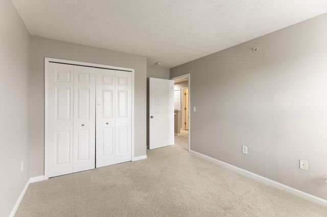 1069 Somerset Springs Dr, Spring Hill, TN 37174