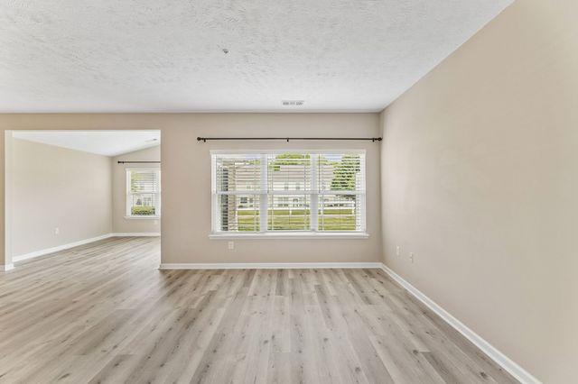 1069 Somerset Springs Dr, Spring Hill, TN 37174