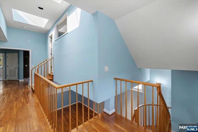 376 Kenwood 9, Englewood, NJ 07631