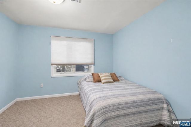376 Kenwood 9, Englewood, NJ 07631