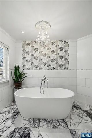 376 Kenwood 9, Englewood, NJ 07631