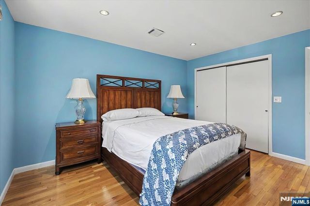 376 Kenwood 9, Englewood, NJ 07631