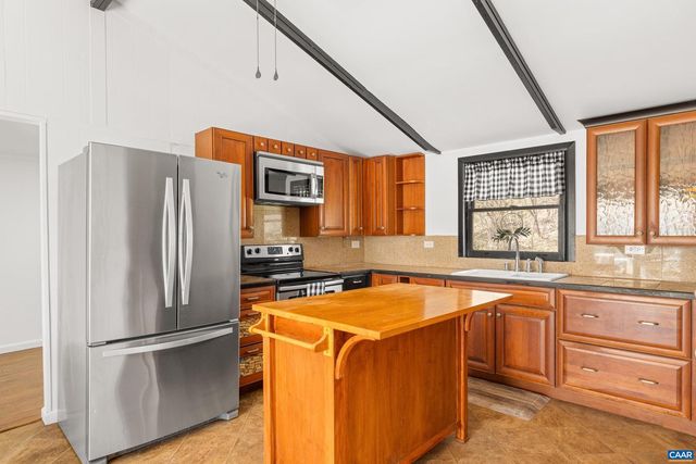 1112 RED BIRD DR, Stanardsville, VA 22973