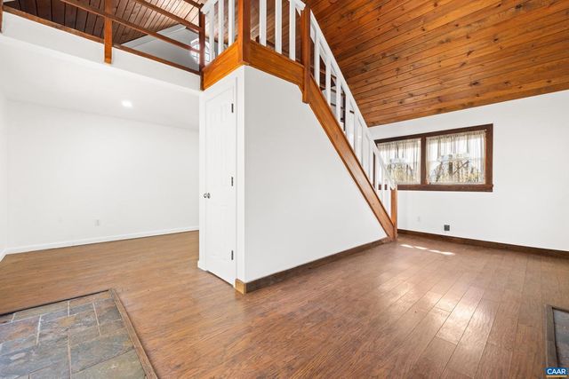 1112 RED BIRD DR, Stanardsville, VA 22973