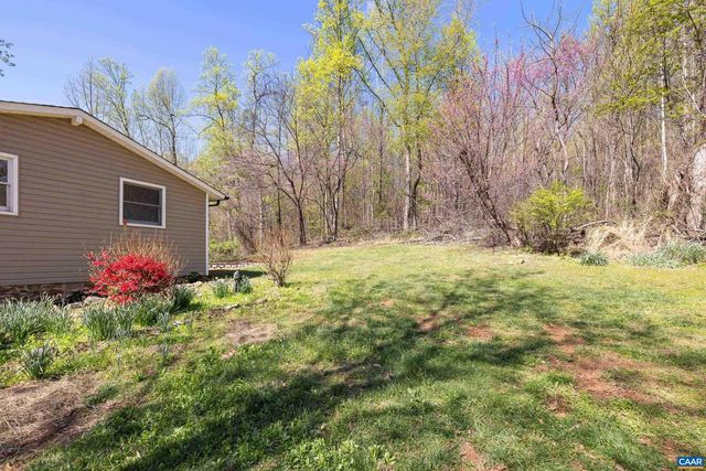 1112 RED BIRD DR, Stanardsville, VA 22973