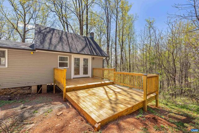 1112 RED BIRD DR, Stanardsville, VA 22973