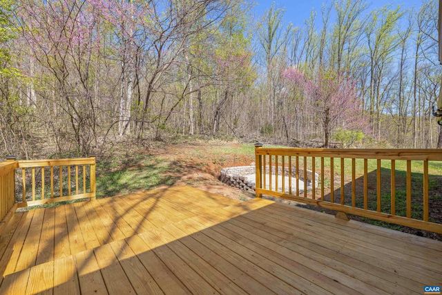 1112 RED BIRD DR, Stanardsville, VA 22973