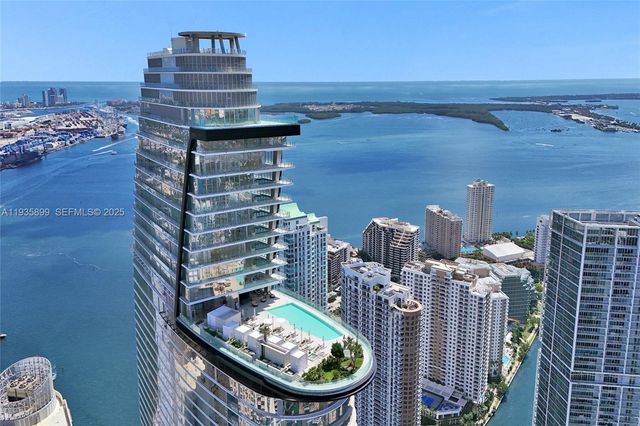 300 Biscayne Boulevard Way 3605W, Miami, FL 33131
