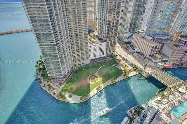 300 Biscayne Boulevard Way 3605W, Miami, FL 33131