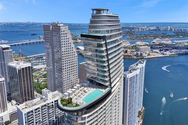 300 Biscayne Boulevard Way 3605W, Miami, FL 33131