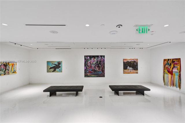 300 Biscayne Boulevard Way 3605W, Miami, FL 33131