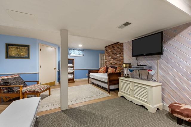 9 Dunes View Road, Dennis, MA 02638