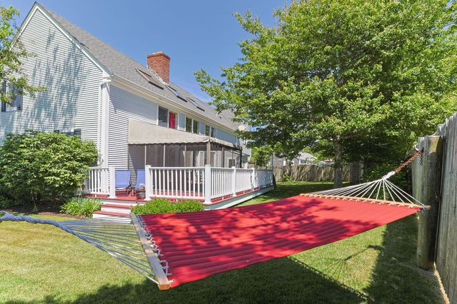 9 Dunes View Road, Dennis, MA 02638