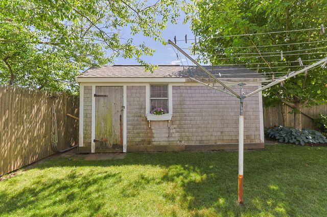 9 Dunes View Road, Dennis, MA 02638