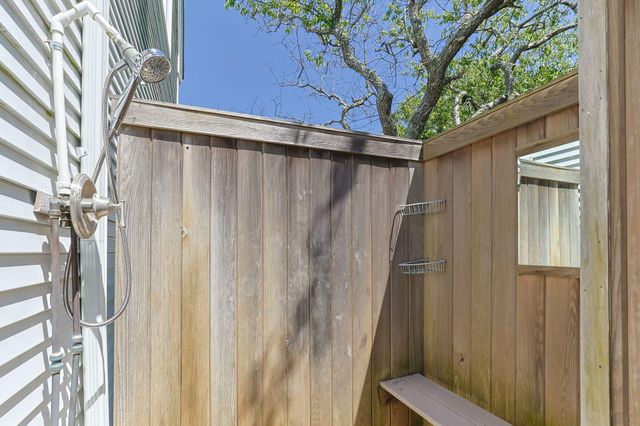 9 Dunes View Road, Dennis, MA 02638