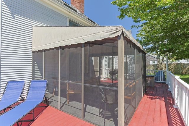 9 Dunes View Road, Dennis, MA 02638