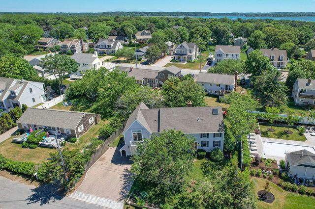 9 Dunes View Road, Dennis, MA 02638