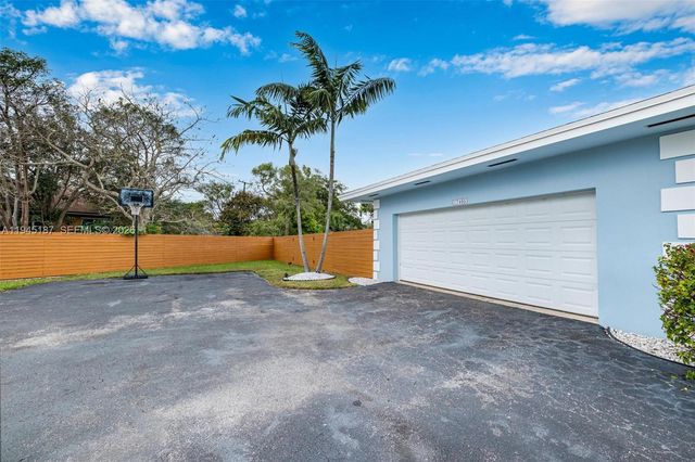 17405 SW 245th Terrace, Homestead, FL 33031