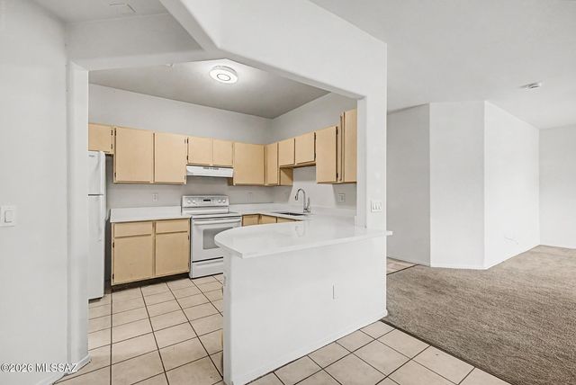 18857 S Esherton Drive, Sahuarita, AZ 85629