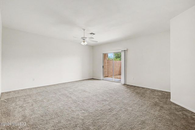 18857 S Esherton Drive, Sahuarita, AZ 85629