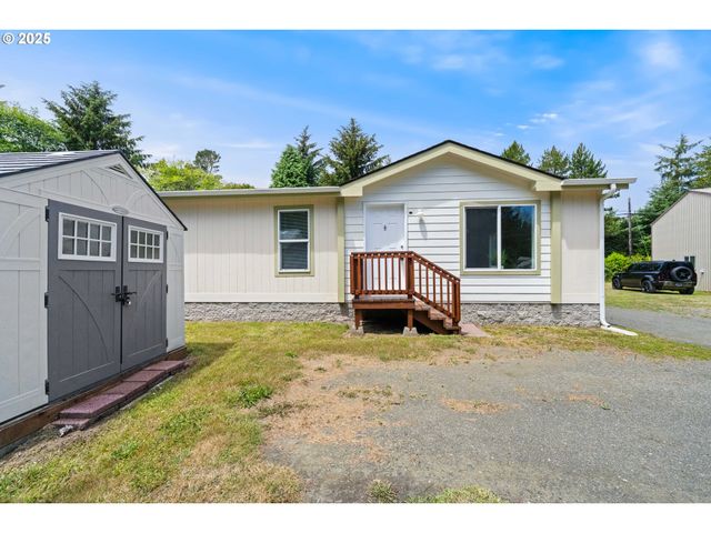 62958 Sw 10TH Rd, Coos Bay, OR 97420