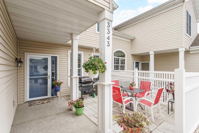 3343 N Stone Creek Circle, Madison, WI 53719