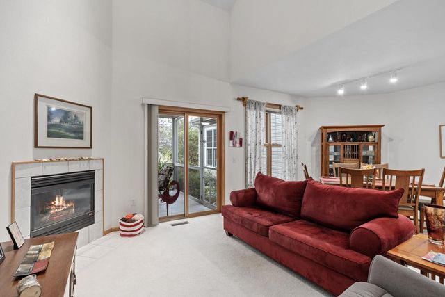 3343 N Stone Creek Circle, Madison, WI 53719
