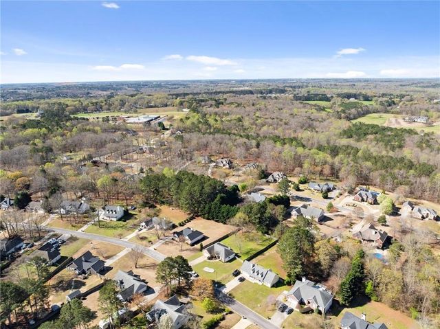 716 Michael Drive, Winder, GA 30680