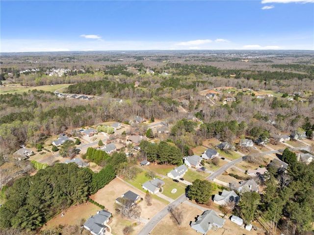 716 Michael Drive, Winder, GA 30680