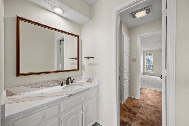 408 S Fannin Street B, Rockwall, TX 75087