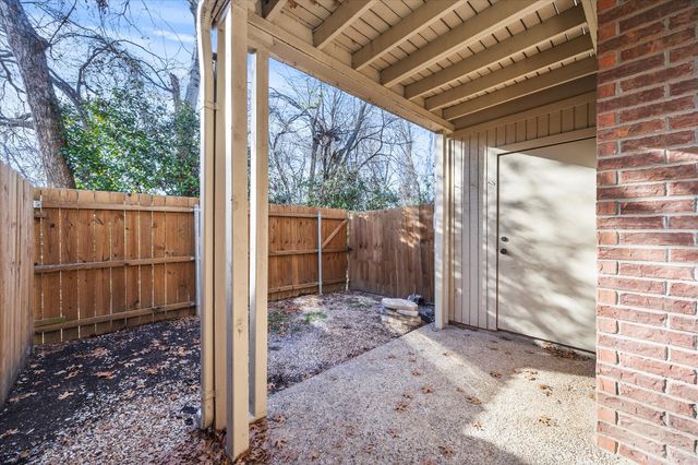 408 S Fannin Street B, Rockwall, TX 75087