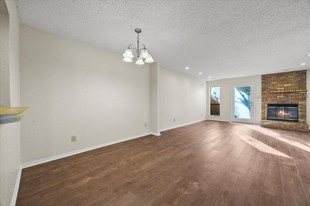 408 S Fannin Street B, Rockwall, TX 75087